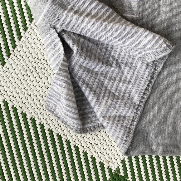 Gap gray horizontal striped open front cardigan. New never worn. - Picture 5 of 5